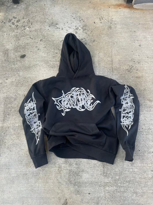 BLACK CROSSOVER HOODIE